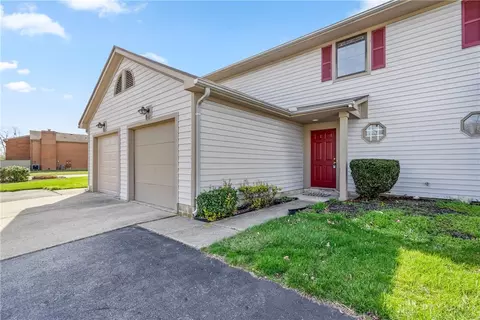 9767 Centerville Creek Ln, Dayton, OH 45458