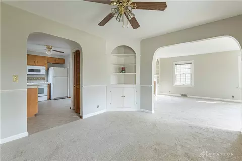 1425 Abingdon Rd, Kettering, OH 45409 photo 8