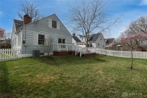 1425 Abingdon Rd, Kettering, OH 45409 photo 3