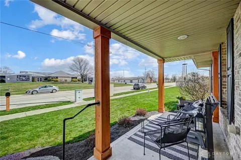4647 E Ridgewood Rd, Springfield, OH 45503 photo 8