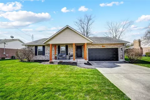 4647 E Ridgewood Rd, Springfield, OH 45503