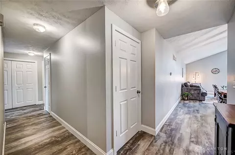 4647 E Ridgewood Rd, Springfield, OH 45503 photo 9