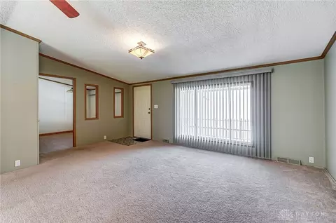 13 Cherry Ln #12051856, Springfield, OH 45504 photo 6