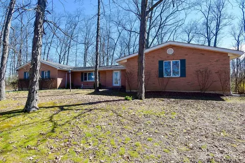 2110 Morman Rd, Hamilton, OH 45013