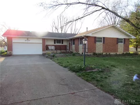 8457 Crestway Dr, Clayton, OH 45315