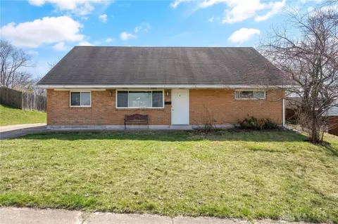 5738 Rosebury Dr, Huber Heights, OH 45424