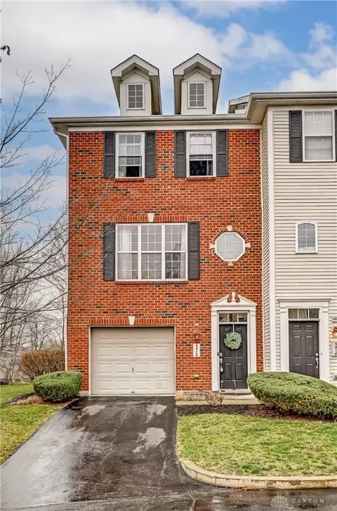 4312 Straight Arrow Rd, Beavercreek, OH 45430