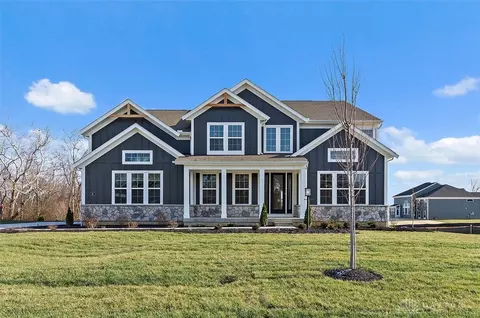 Exterior - 40 Wadestone Ln, Springboro, OH 45066 photo 2 of 2