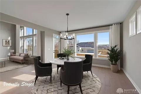 Dining - 40 Wadestone Ln, Springboro, OH 45066 photo 1 of 3