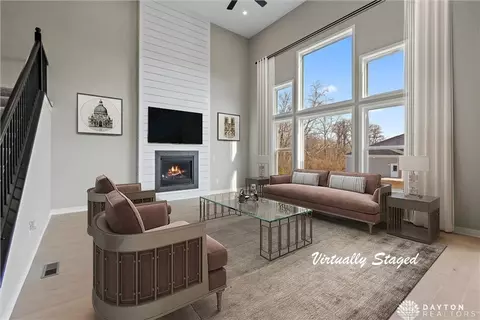 Living - 40 Wadestone Ln, Springboro, OH 45066 photo 1 of 5