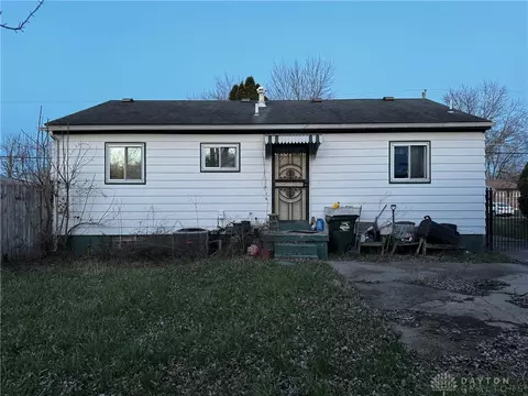 1525 Courter St, Dayton, OH 45417