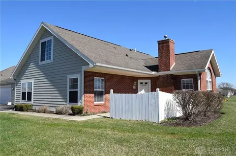 5173 Crescent Ridge Dr, Clayton, OH 45315