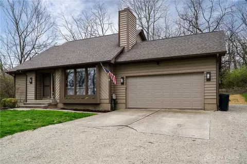 6888 Weidner Rd, Springboro, OH 45066