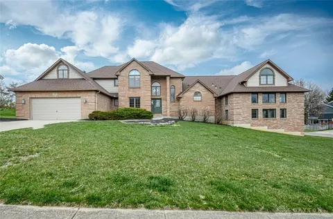 469 Ramsgate Dr, Beavercreek, OH 45430