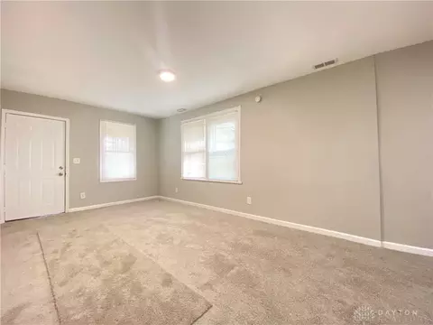 811 Adams St, Cincinnati, OH 45215 photo 3