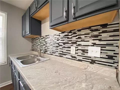 811 Adams St, Cincinnati, OH 45215 photo 19