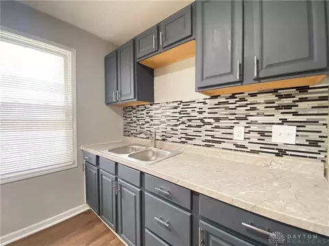 811 Adams St, Cincinnati, OH 45215 photo 8