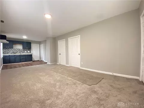 811 Adams St, Cincinnati, OH 45215 photo 2