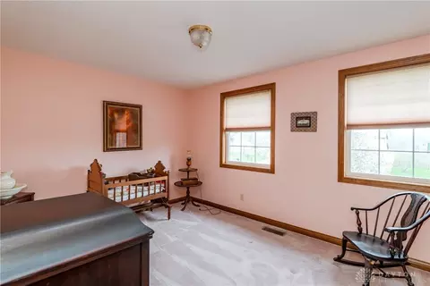 769 W Eva Cir, Springfield, OH 45504 photo 34