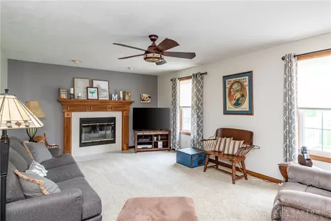 769 W Eva Cir, Springfield, OH 45504 photo 15