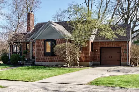 204 Carrlands Dr, Kettering, OH 45429 photo 3