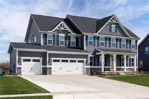 3796 Oak Creek Dr, Dayton, OH 45440