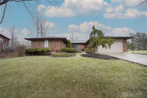 7960 Hickory Hill Ln, West Chester, OH 45241