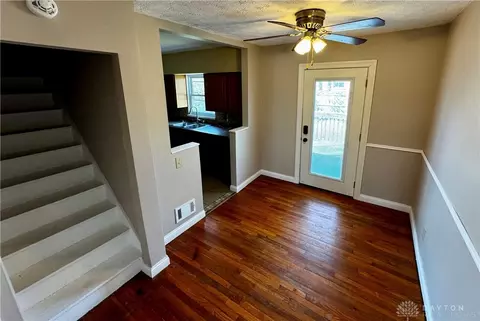 319 N Bromfield Rd, Dayton, OH 45429 photo 4