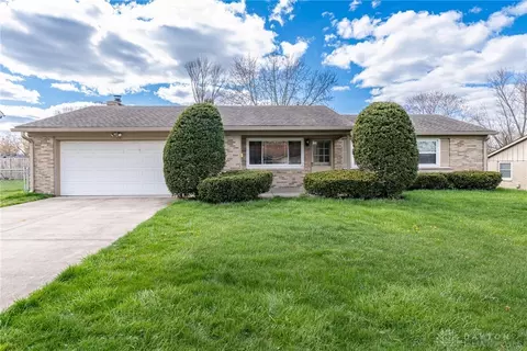 465 Clareridge Ln, Centerville, OH 45458 photo 2