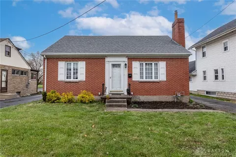 1131 N Detroit St, Xenia, OH 45385