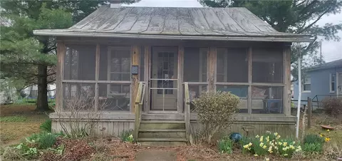 121 W Spring St, Eaton, OH 45320