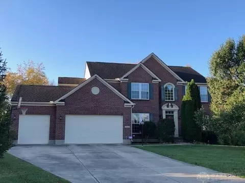1985 Red Robin Dr, Xenia, OH 45385