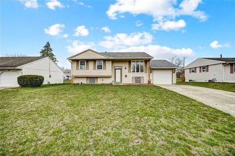 312 W Auburn Ave, Springfield, OH 45506