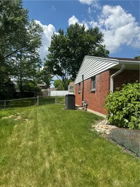 55 Willow Dr, Springboro, OH 45066 photo 5