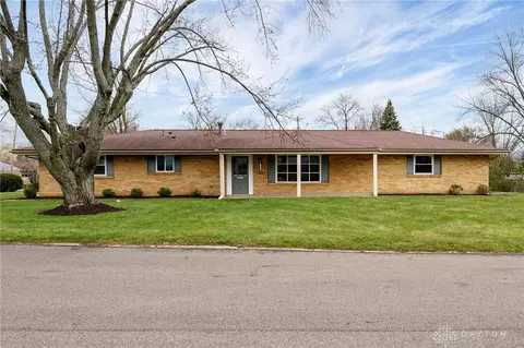 2323 Delvue Dr, Dayton, OH 45459