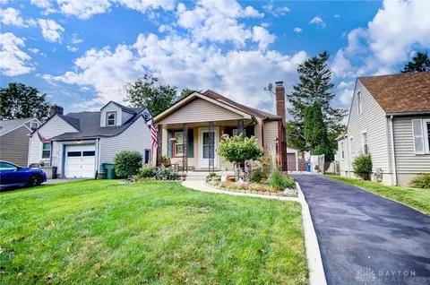 2833 White Oak Dr, Dayton, OH 45420