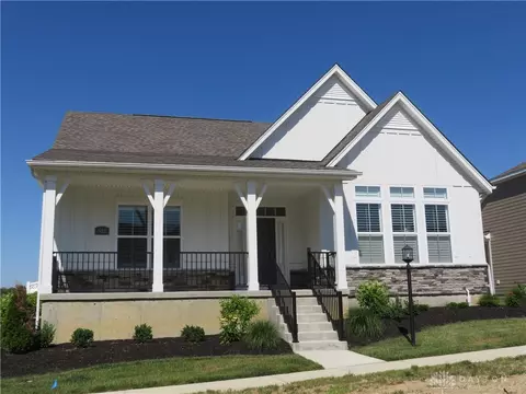 533 Bellasera Dr, Sugarcreek Township, OH 45440