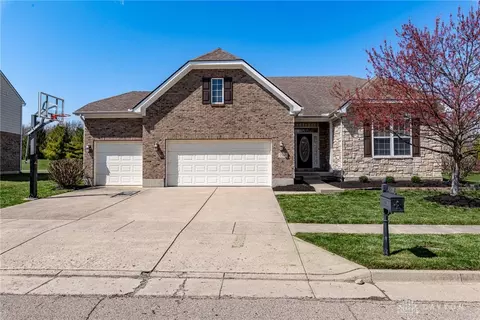 1549 Little Falls Dr, Dayton, OH 45458