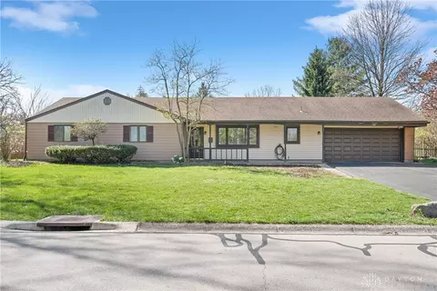 144 Bristol Dr, Dayton, OH 45458