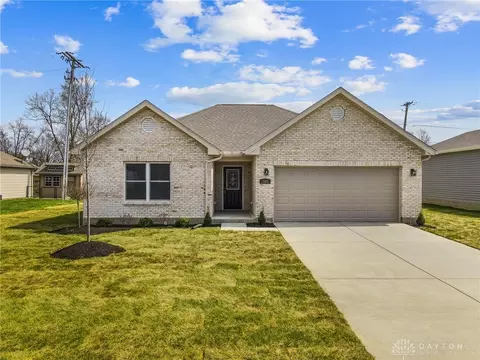 120 Allison Ct, Englewood, OH 45322