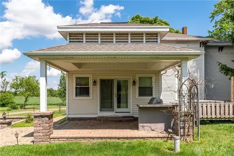 Exterior - 292 W Jackson Rd, Springfield, OH 45502 photo 13 of 18