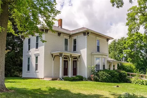 Exterior - 292 W Jackson Rd, Springfield, OH 45502 photo 12 of 18