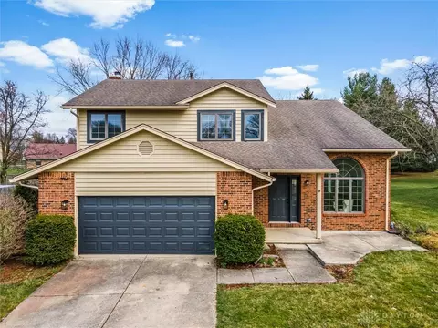 3360 Turtle Shell Dr, Dayton, OH 45414 photo 2
