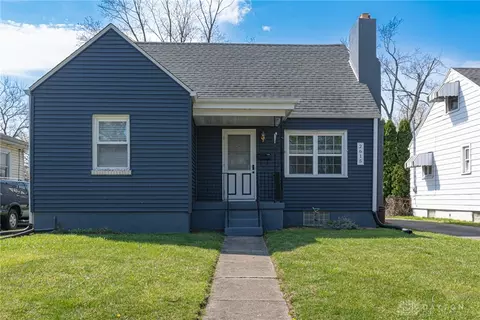 2615 Delmonte Ave, Kettering, OH 45419