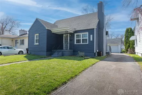 2615 Delmonte Ave, Kettering, OH 45419 photo 2