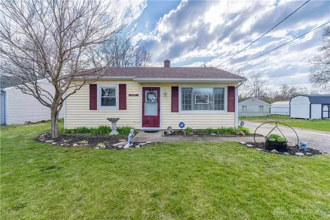 3119 Roslyn Dr, Middletown, OH 45044