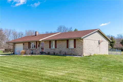 307 Stotler Rd, West Alexandria, OH 45381