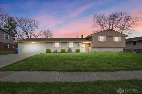 4537 Seville Dr, Englewood, OH 45322