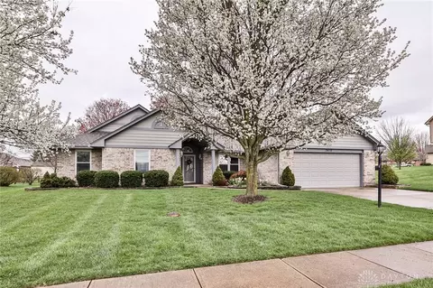 3412 Heritage Trace Dr, Bellbrook, OH 45305