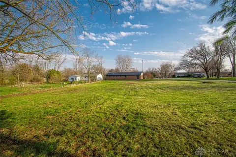 311 E South St, Gratis, OH 45330 photo 19